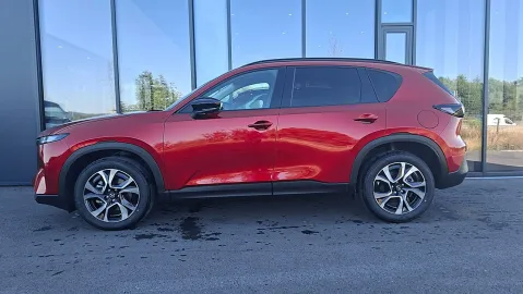 Car image 4
