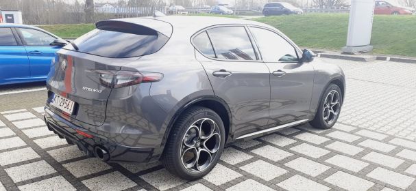 Alfa Romeo Stelvio 2.0 Turbo Q4 206 kW image number 6