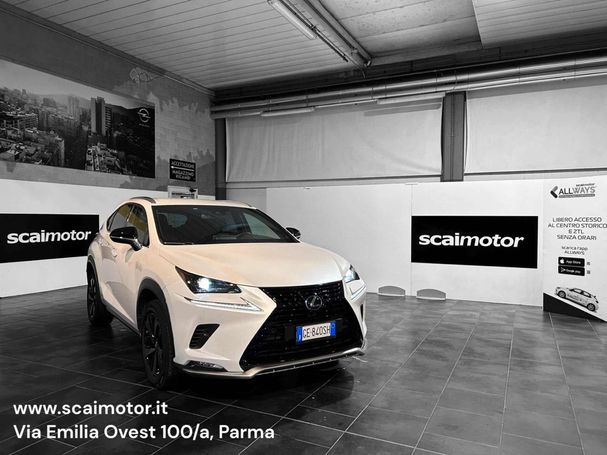 Lexus NX 300 h 145 kW image number 2