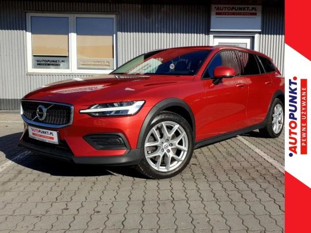 Volvo V60 Cross Country AWD 110 kW image number 1