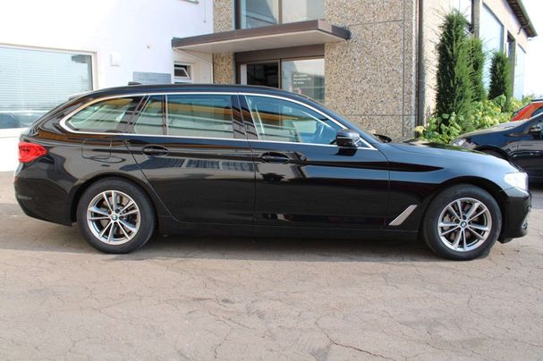 BMW 530d Touring xDrive 195 kW image number 4