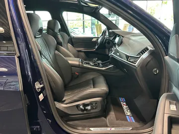 Car image 45