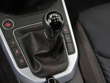 Car image 29