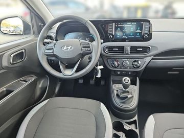 Car image 10