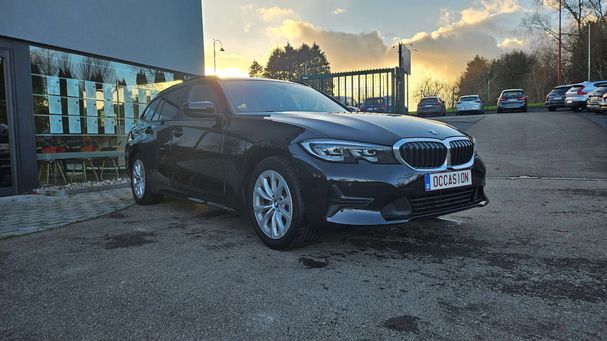 BMW 318d Touring 100 kW image number 2