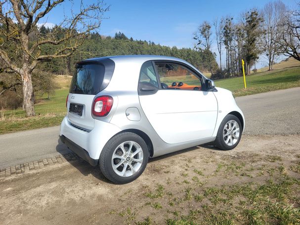 Smart ForTwo Coupe 52 kW image number 16