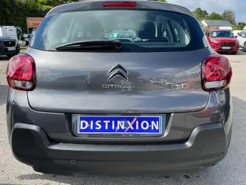 Car image 27
