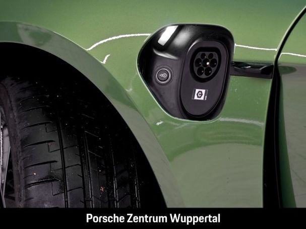 Porsche Taycan 350 kW image number 25