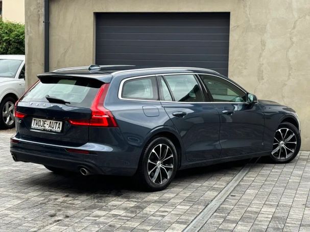 Volvo V60 D4 Geartronic Momentum 140 kW image number 4