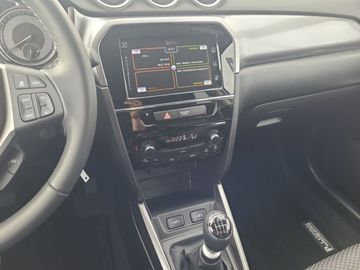 Car image 13