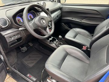 Car image 11