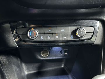 Car image 35