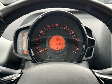 Car image 24