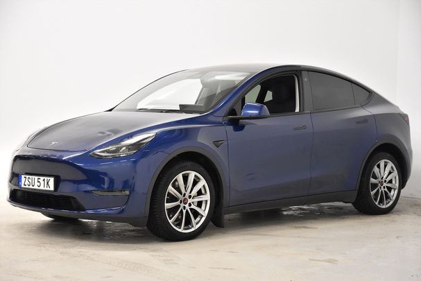 Tesla Model Y Long Range AWD 378 kW image number 12