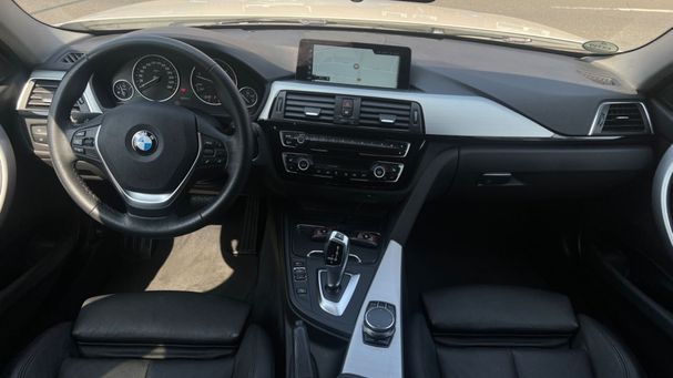 BMW 320d Touring xDrive Sport Line 140 kW image number 5