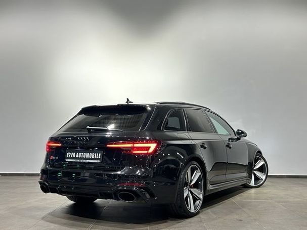 Audi RS4 331 kW image number 12