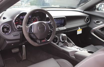 Car image 8