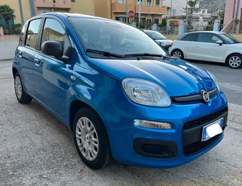 Car image 4