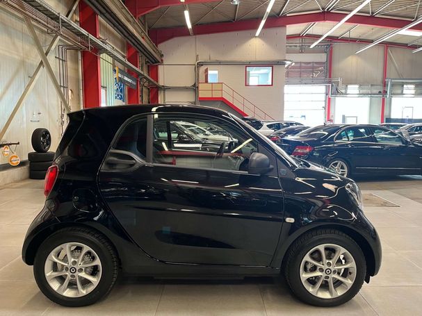 Smart ForTwo coupe EQ 60 kW image number 6