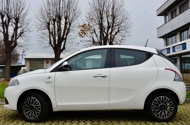 Lancia Ypsilon 51 kW image number 5