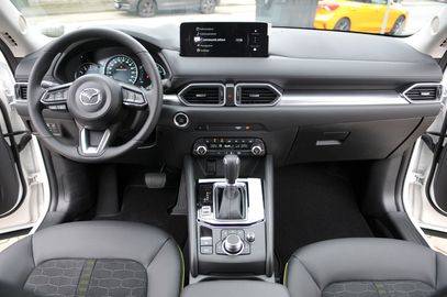 Car image 14