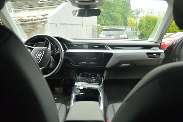 Audi e-tron 55 quattro Sportback Advanced 300 kW image number 14