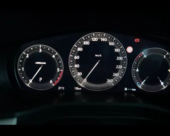 Car image 15