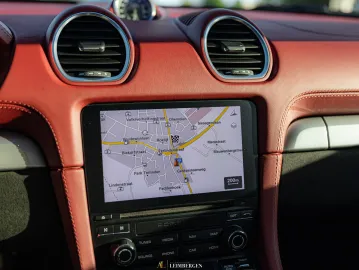 Car image 26