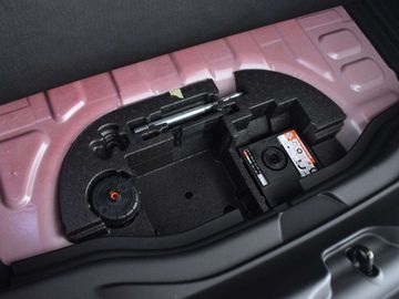 Car image 33