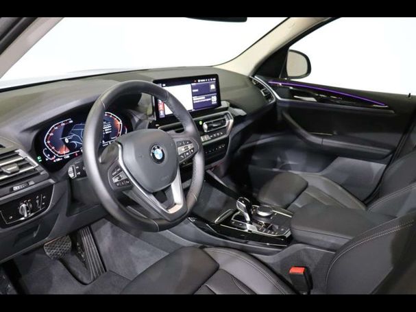 BMW X3 xDrive20i 135 kW image number 4