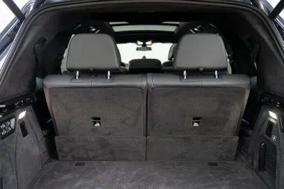 Car image 41