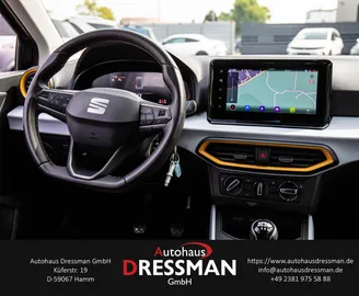 Car image 16