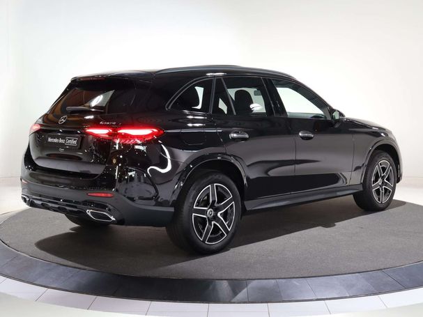 Mercedes-Benz GLC 300 e AMG Line 4Matic 230 kW image number 3