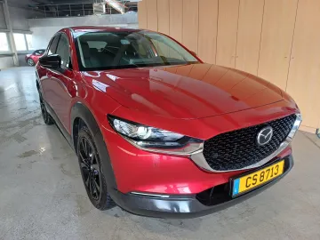 Car image 2