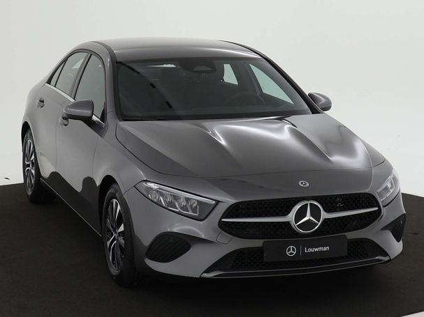 Mercedes-Benz A 180 100 kW image number 23