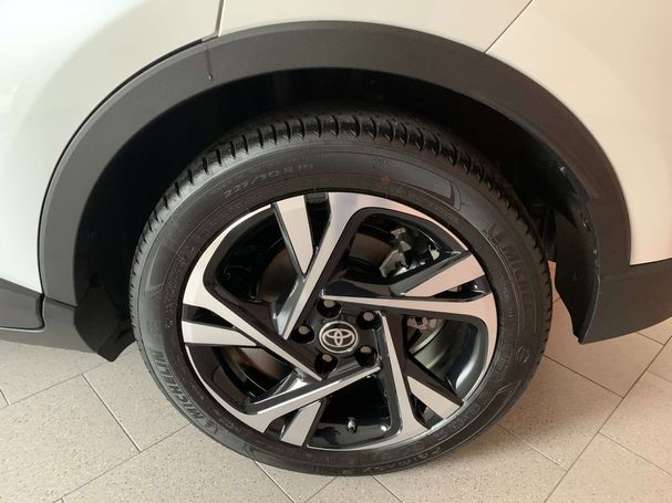 Toyota C-HR 2.0 135 kW image number 7