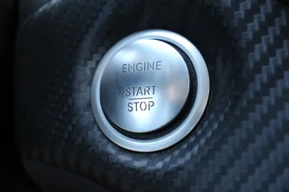 Car image 31