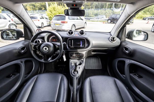 Smart ForTwo EQ 60 kW image number 14