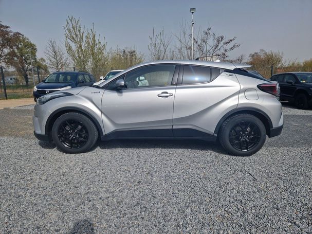 Toyota C-HR Hybrid 90 kW image number 3