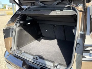Car image 37