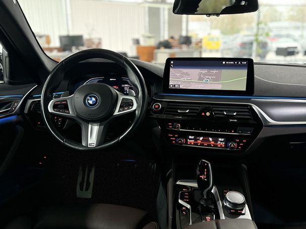 BMW 530 Touring 215 kW image number 42