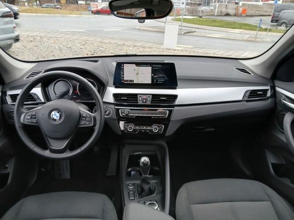 BMW X1 sDrive18d Advantage 110 kW image number 13