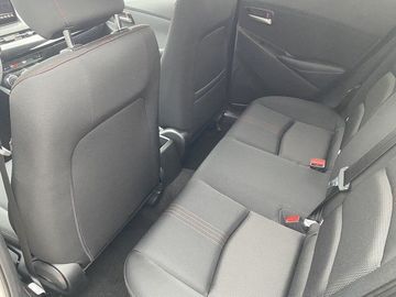 Car image 11