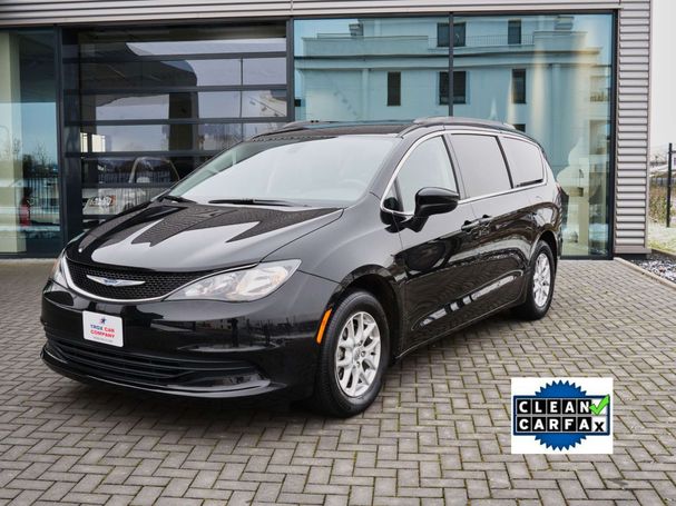 Chrysler Pacifica 214 kW image number 2