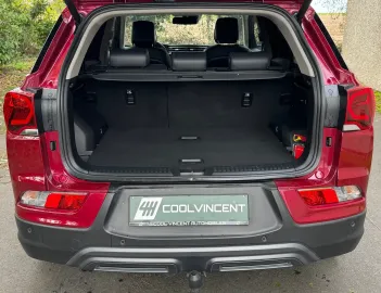 Car image 25
