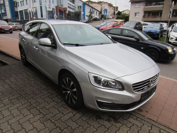 Volvo V60 D3 Geartronic 110 kW image number 2