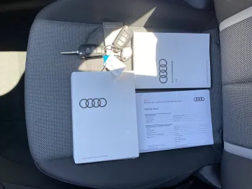 Car image 38