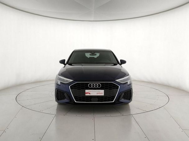 Audi A3 30 TDI S tronic S-line 85 kW image number 2