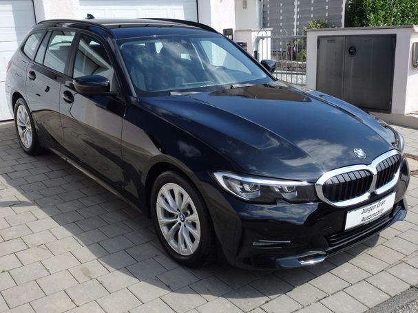 BMW 320d Touring 140 kW image number 2