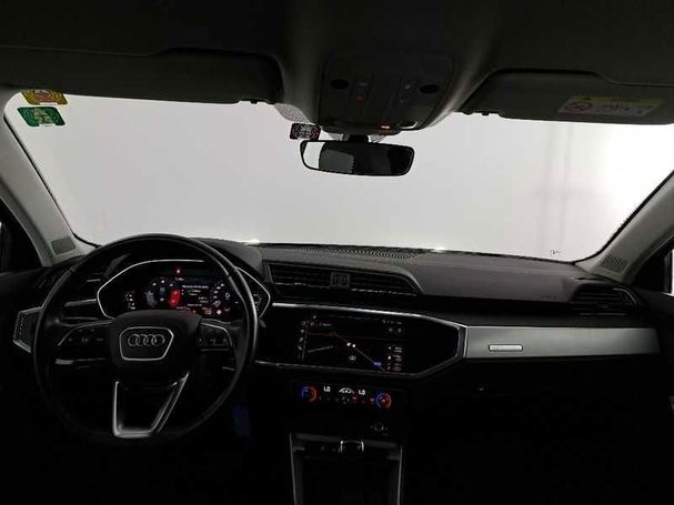 Audi Q3 35 TDI S tronic Business 110 kW image number 6